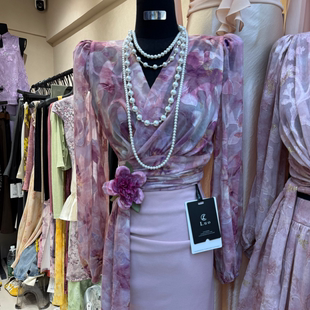 女2026夏季 新樱花粉性感透视v领上衣 轻奢提花雪纺系带衬衫 Luo法式