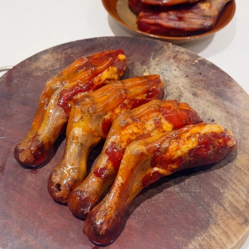 鸭掌香肠四川特产鸭脚板腊肠风干烟熏鸭爪鸭掌包肉麻辣川味500g - 封面