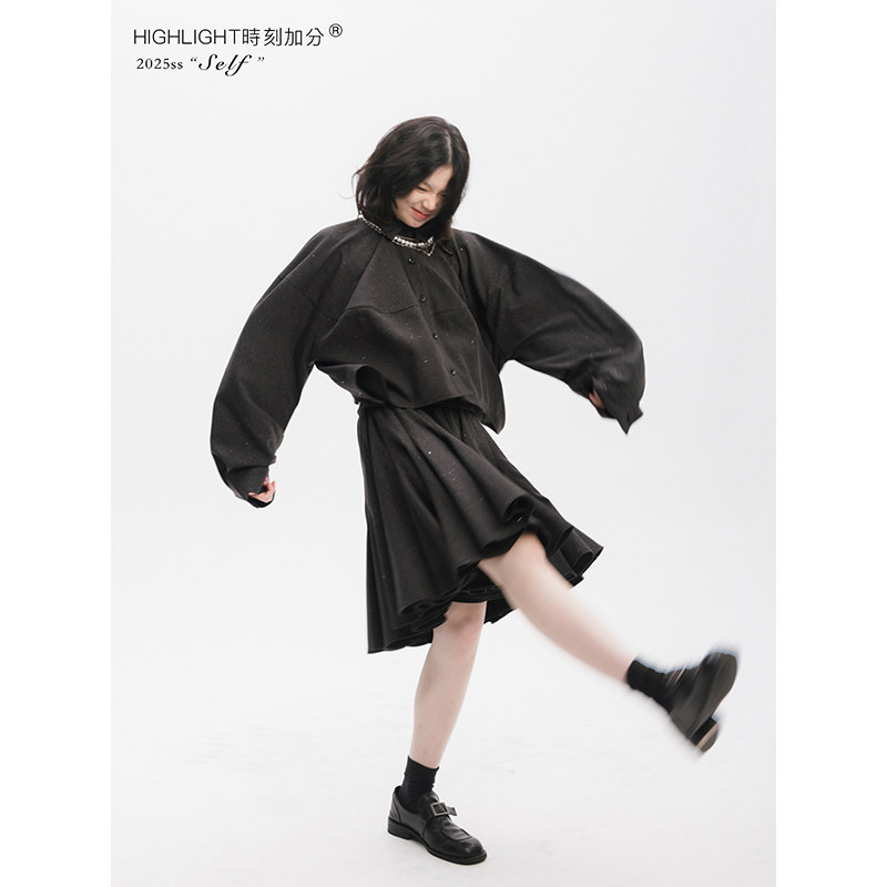 时髦简约高级撒银廓形气球感衬衫