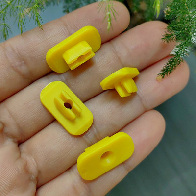 特斯拉车顶左右亮条饰板螺母