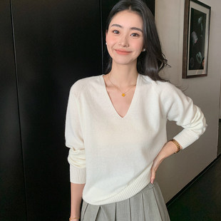 鄂尔多斯市可机洗一线成衣羊毛衫 女毛衣 女早春V领宽松针织羊绒衫