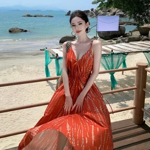 挂脖连衣裙度假风调海边露背沙滩扎染橘红绝美复古领长裙超好看