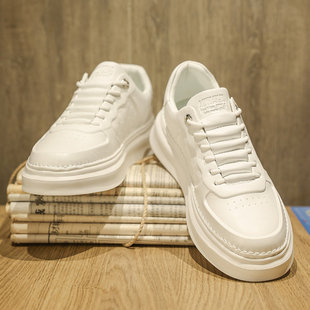 男鞋小白鞋厚底高级感英伦一脚蹬鞋子男款百搭皮面板鞋休闲懒人鞋