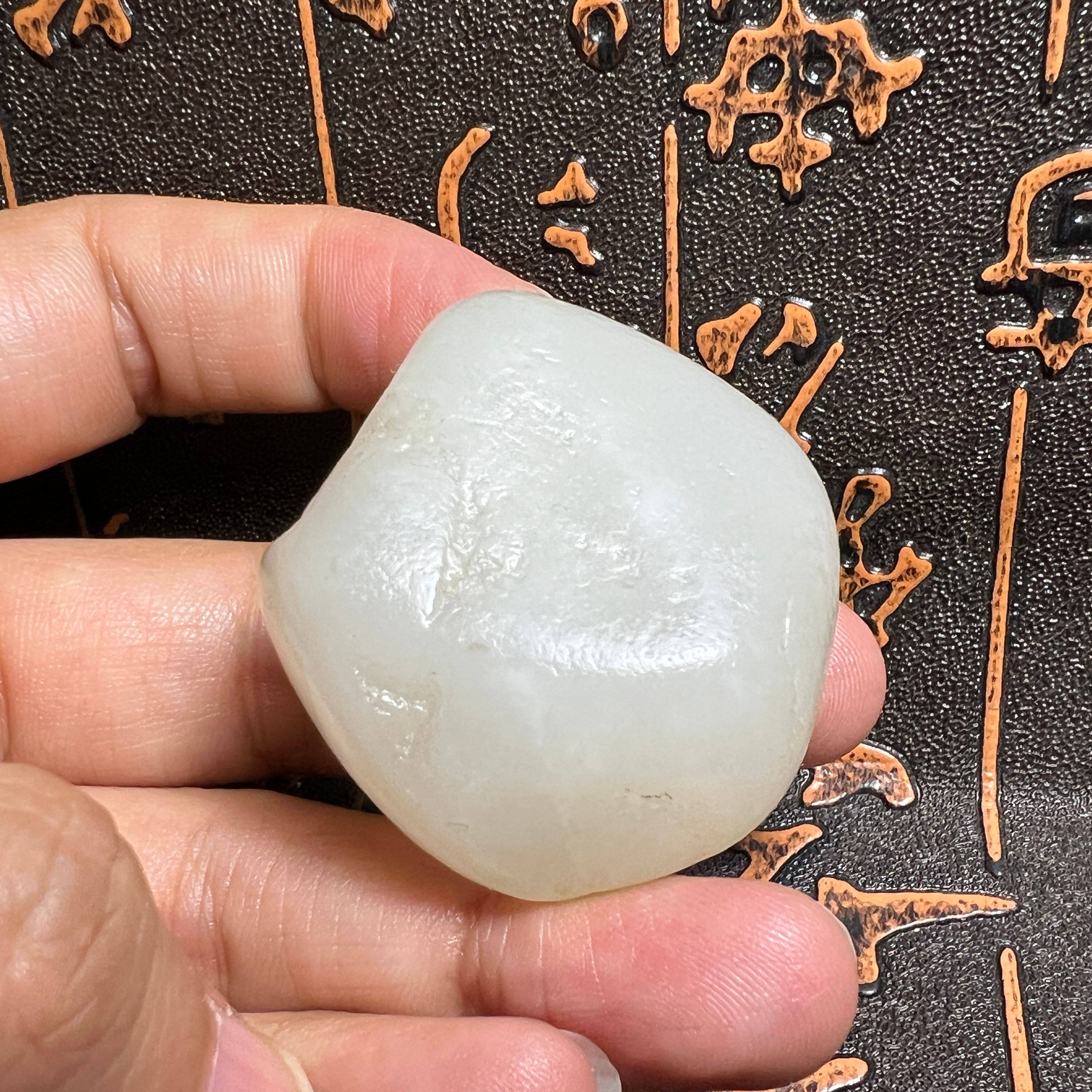 42g新疆和田羊脂玉白玉籽料原石天然无修和田籽白玉吊坠挂件