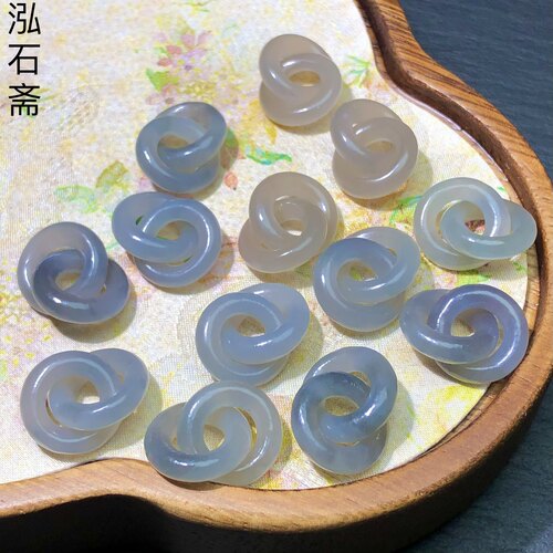 QQ0942 天然和田玉烟紫环环相扣吊坠冰美人乾坤玉13mm手工雕玉环