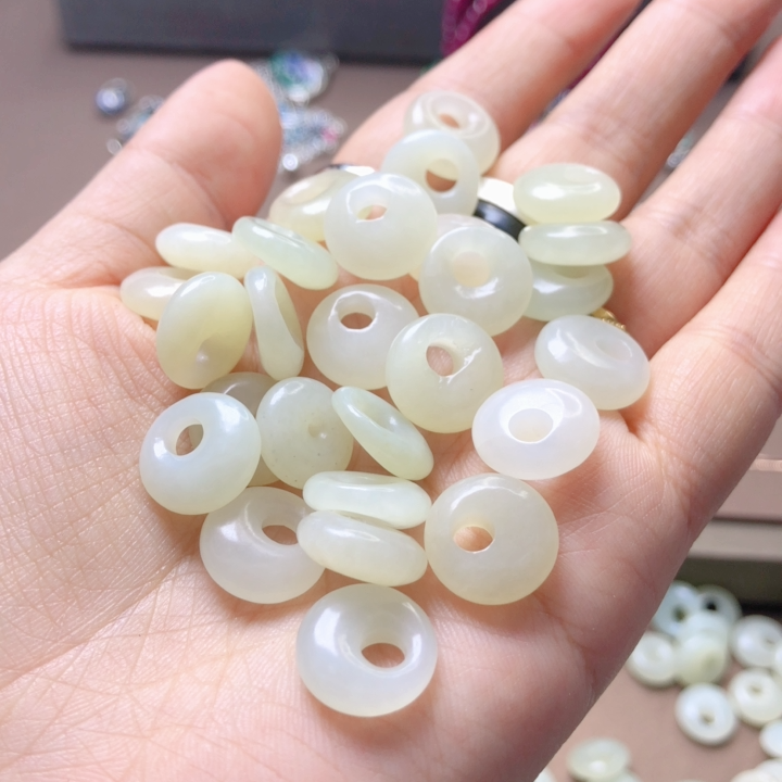 泓石斋 老料青白天然和田玉吊坠公主扣12mm一粒