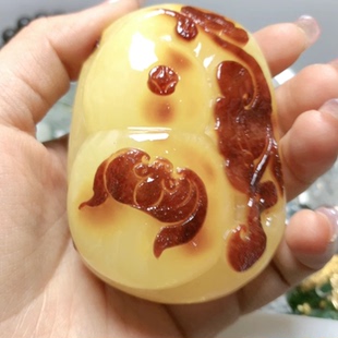 N066天然蜜蜡吊坠葫芦70x50x35.mm70.3g