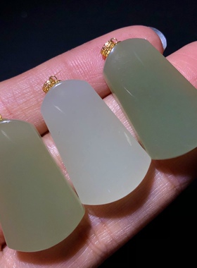 RR0150天然和田玉无事牌吊坠18k金冰清水湖水绿挂件27/17mm青海料