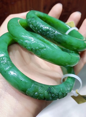 R335 天然和田玉俄料碧玉红皮雕花手镯料细冰底玉镯子