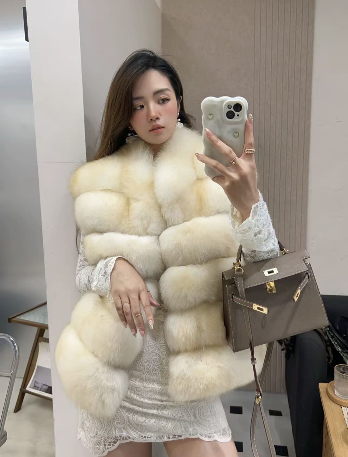 轻奢真毛秋冬新横排立领韩女ins气质狐狸毛背毛鎏金马甲显瘦皮草