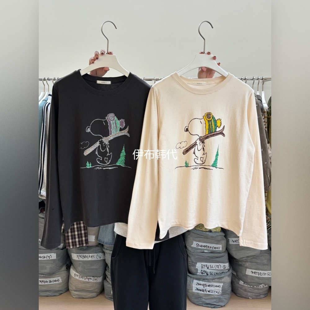 圆领卡通小狗休闲长袖T恤女