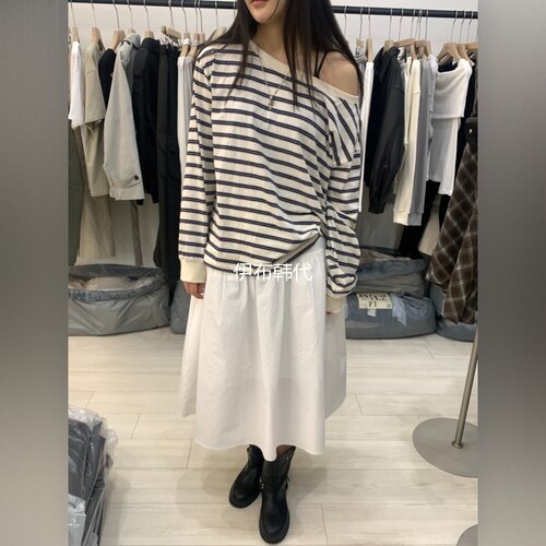 26春款一字领露肩条纹长袖T恤女