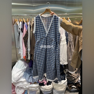 V领飞边花边格子收腰背心裙连衣裙 26春款 MENDL S韩国东大门代购