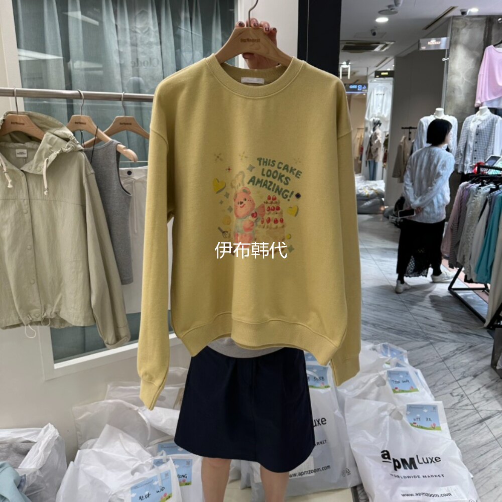 圆领休闲卡通小熊时尚卫衣