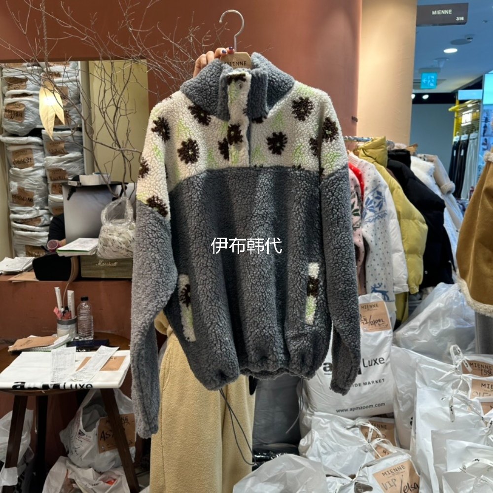 立领纽扣花朵碎花仿羊羔毛卫衣