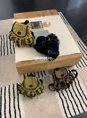 豹纹多口袋抽绳双肩背包