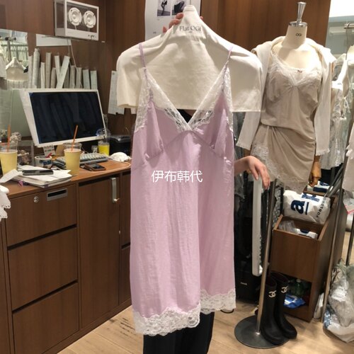 V领蕾丝飞边花边吊带裙连衣裙