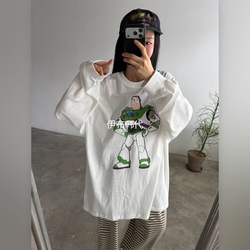 圆领卡通人物宽松长袖T恤女
