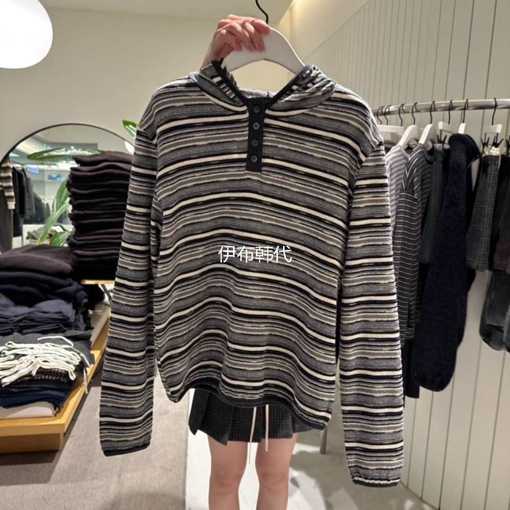连帽纽扣休闲条纹长袖T恤女