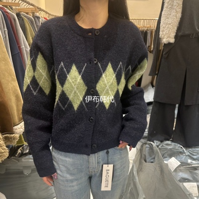 圆领复古菱形格纽扣毛衣针织开衫