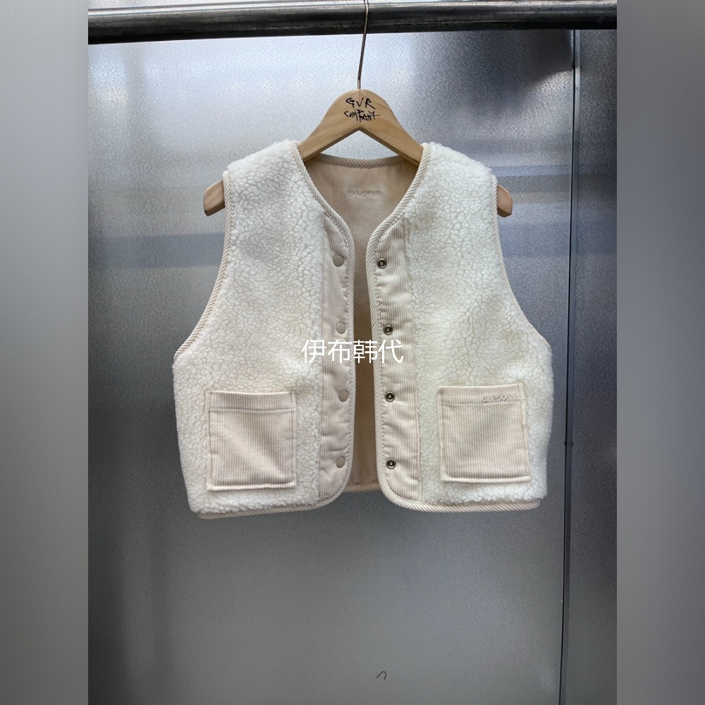 双面两穿条绒仿羊羔毛马夹