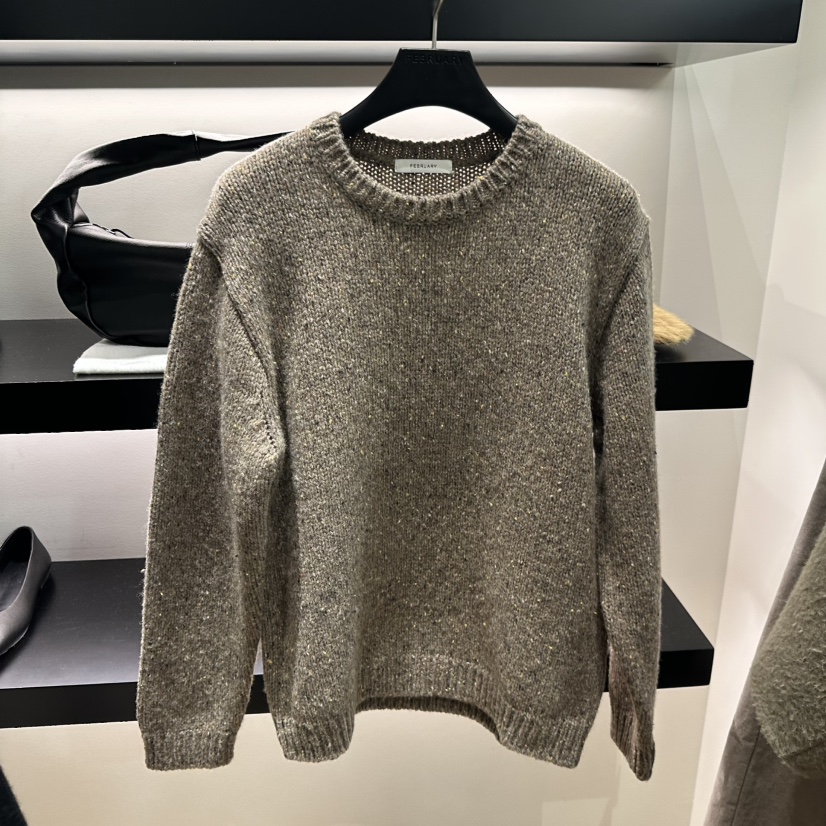 圆领羊毛混色线气质毛衣针织衫