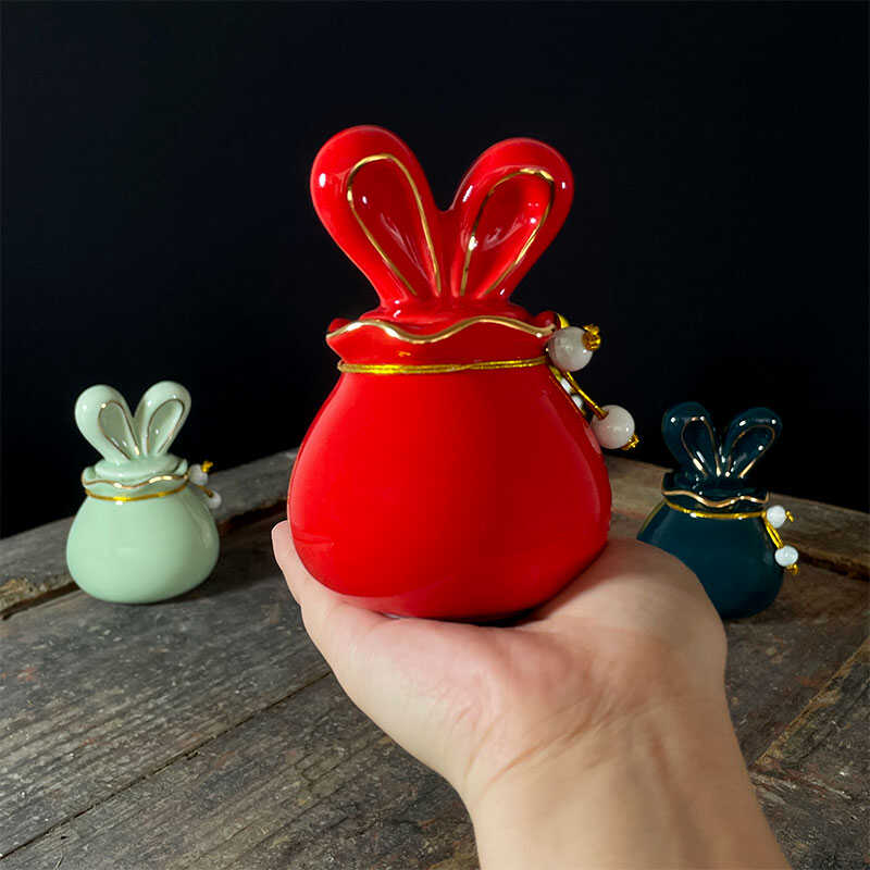 红茶保平安福袋兔子描金陶瓷罐