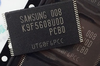 全新原装32MB闪存芯片K9F5608U0D-PCB0 K9F5608UOD-PCBO 32MB