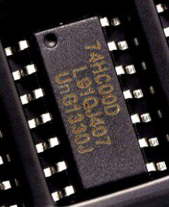 SN74HC00D/74HC00 四二输入与非门 SOP-14