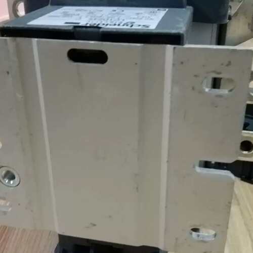 议价施耐德交流接触器LC1D245…C 3315A，功能正常，