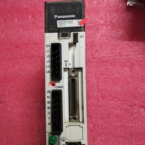 议价松下驱动器A5 100W型号MBDKT1510E，设备拆机件