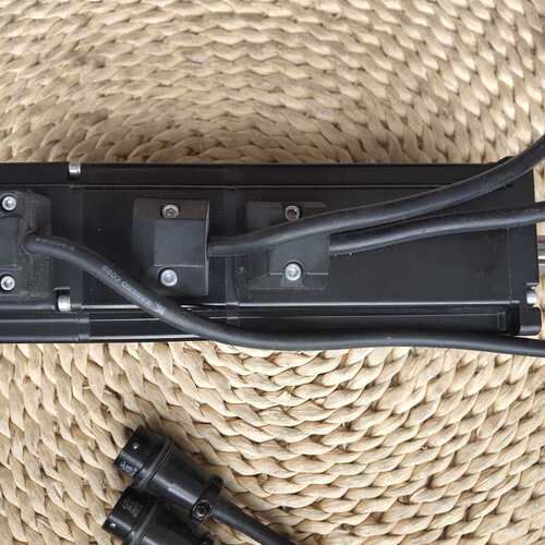 议价华中电机，型号60CST- AM01330Z0,华中400w