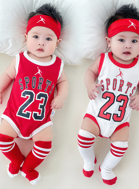 婴儿球服连体衣夏满月拍照哈衣篮球服背心包屁衣宝宝百天红色衣服