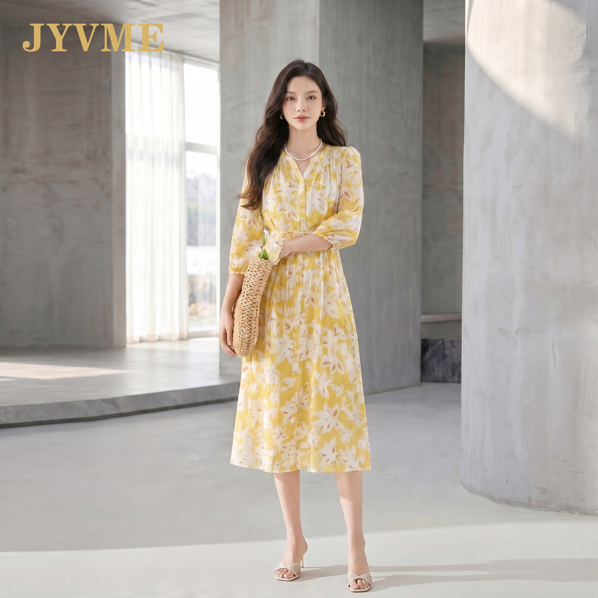 JyVme轻奢2026夏季新款印花法式连衣裙黄色碎花茶歇系度假中长裙
