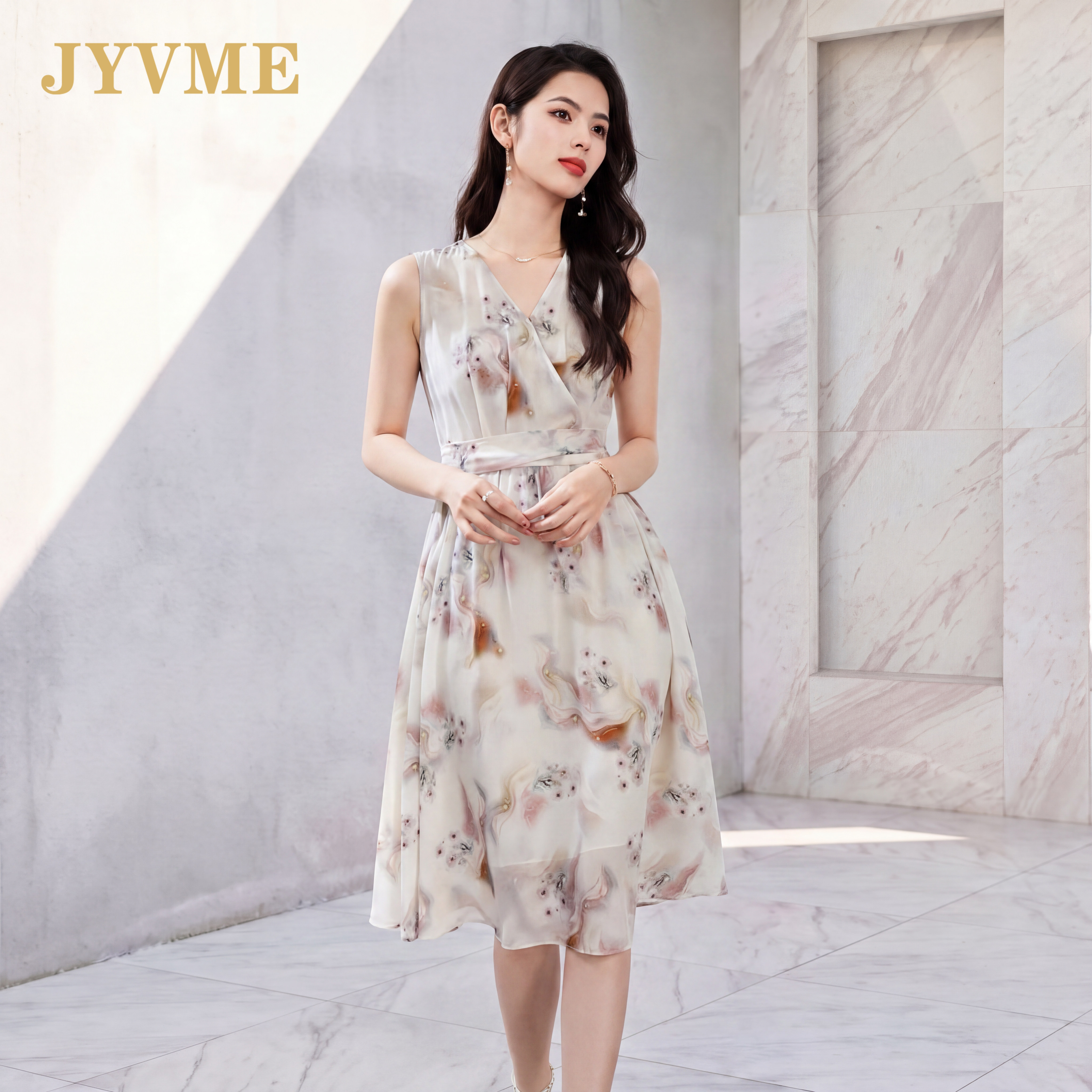 JyVme轻奢桑蚕丝连衣裙小个子新款无袖收腰显瘦碎花真丝夏季裙子