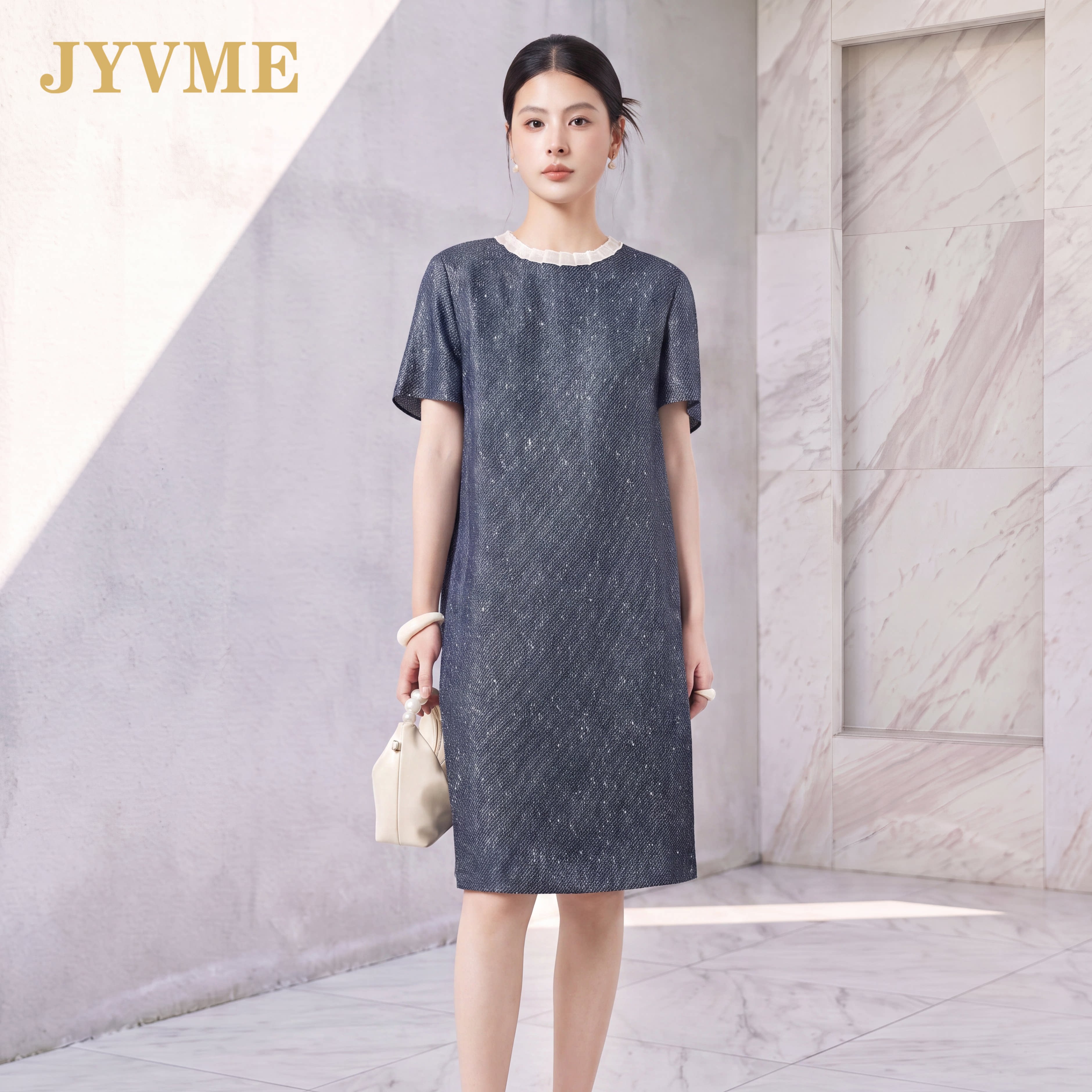 JyVme轻奢高端冠乐绉桑蚕丝连衣裙新款直筒气质通勤圆领真丝裙子
