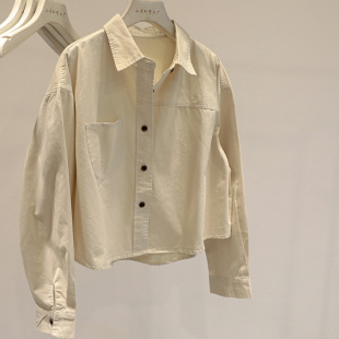 女宽松休闲百搭短款 衬衫 上衣 简约纯色翻领长袖 做工细节到位