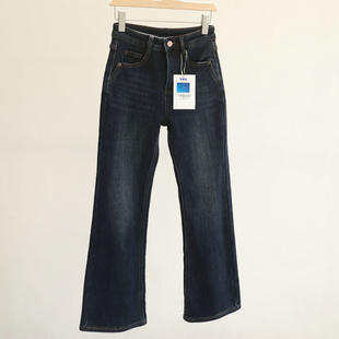 版型心头爱！加绒喇叭裤女2025冬季新款弹力直筒微喇牛仔裤长裤