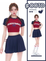 Спортивный купальник для школьников и студентов с круглым воротником