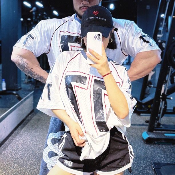 【77号球衣】网眼吸汗宽松透气休闲美式V领夏季印花运动T恤运动