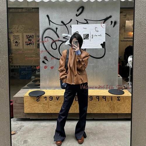 VVHYME黑色直筒牛仔裤