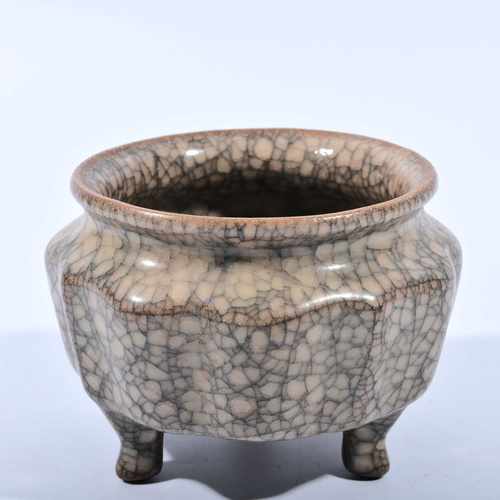 大宋政和元年清凉寺御制金丝铁线纹冰片釉回流香炉
