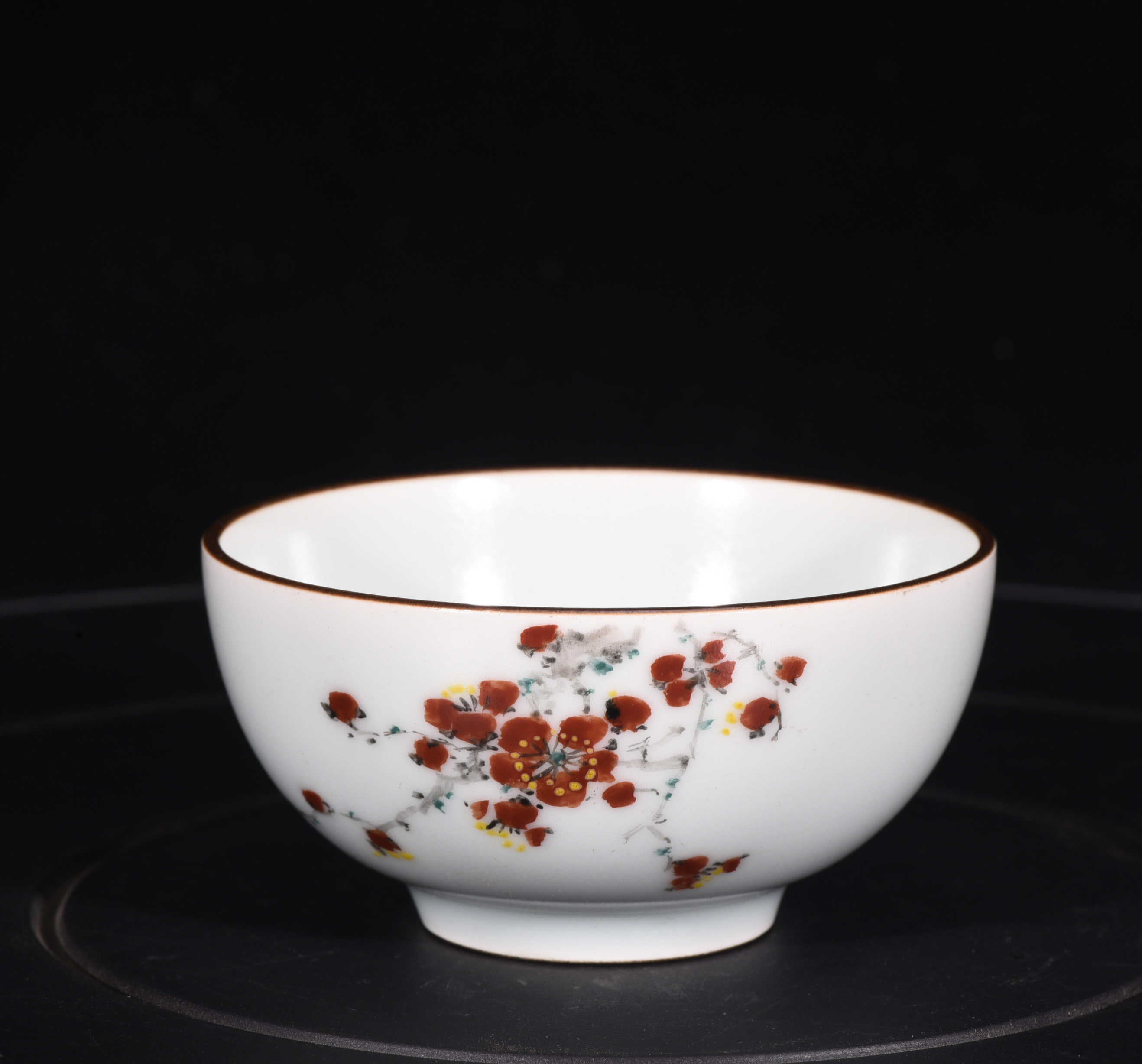 民国粉彩鱼藻纹折枝梅花一枝春酒杯茶杯