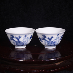 大明成化年松柴烧制蝶恋花纹三秋杯