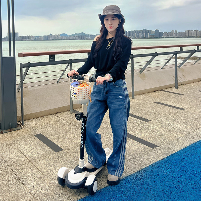 青少年电动滑板车大童短途代步车学生助力踏板车园区旅游可折叠潮