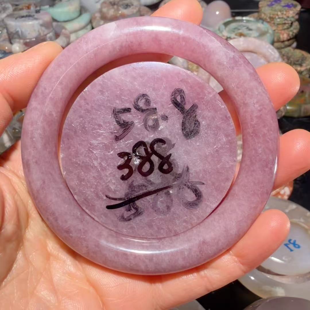 3011粉晶手镯50