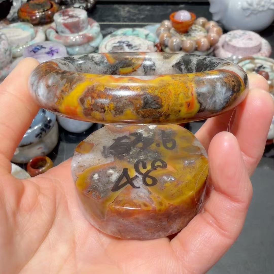 1303战国红玛瑙手镯53