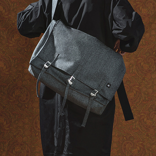 theMADHATcher「精织新物 」邮差包电脑出差大容量健身斜挎包