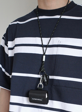 the MAD HATcher「矩形徽标」AirPods Pro挂绳耳机包保护套苹果