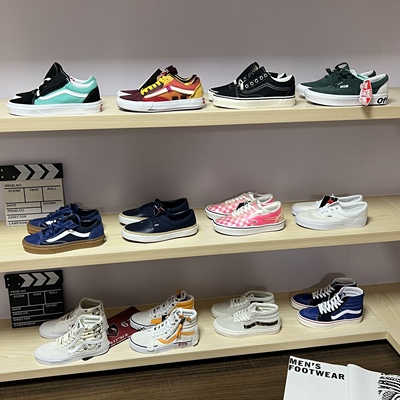 [断码清仓35码2]VANS Sk8白色高帮翻毛板鞋低帮耐磨VN0A32QG42S